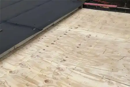 warm desk roofing stage - 1 new sub timber